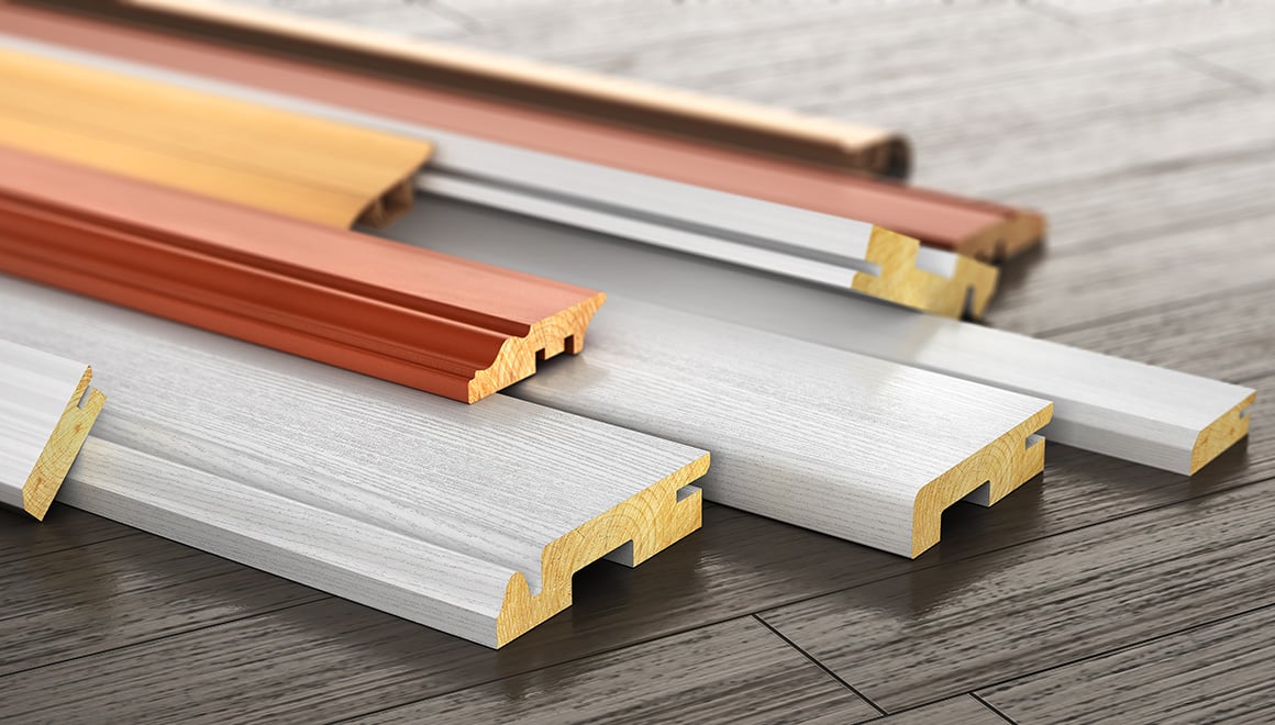 Ferdig kappede lister i gulvstativ