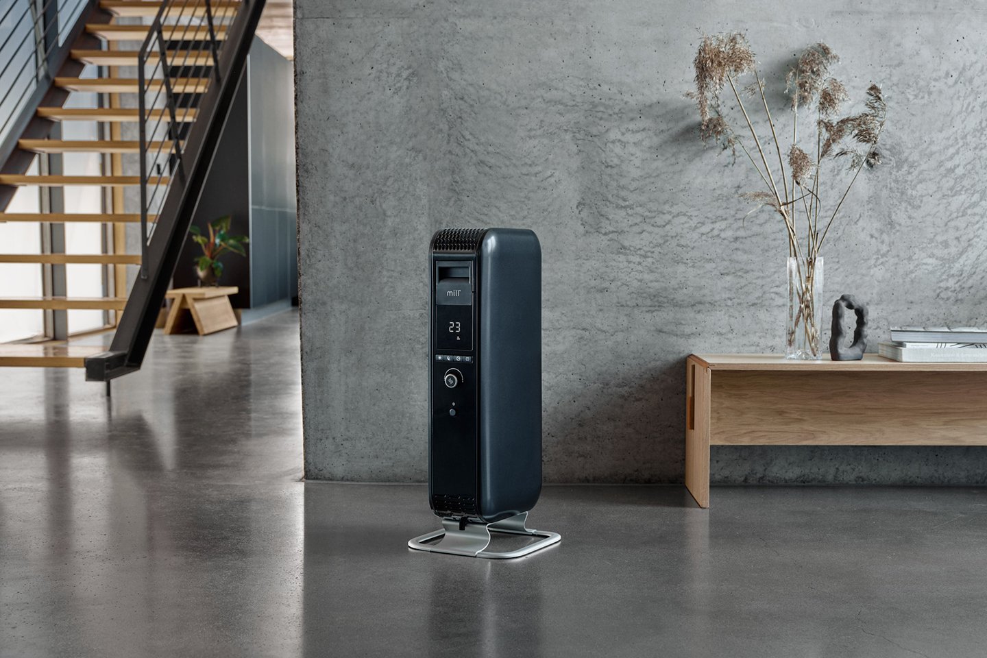 sort oljeovn stående.jpg