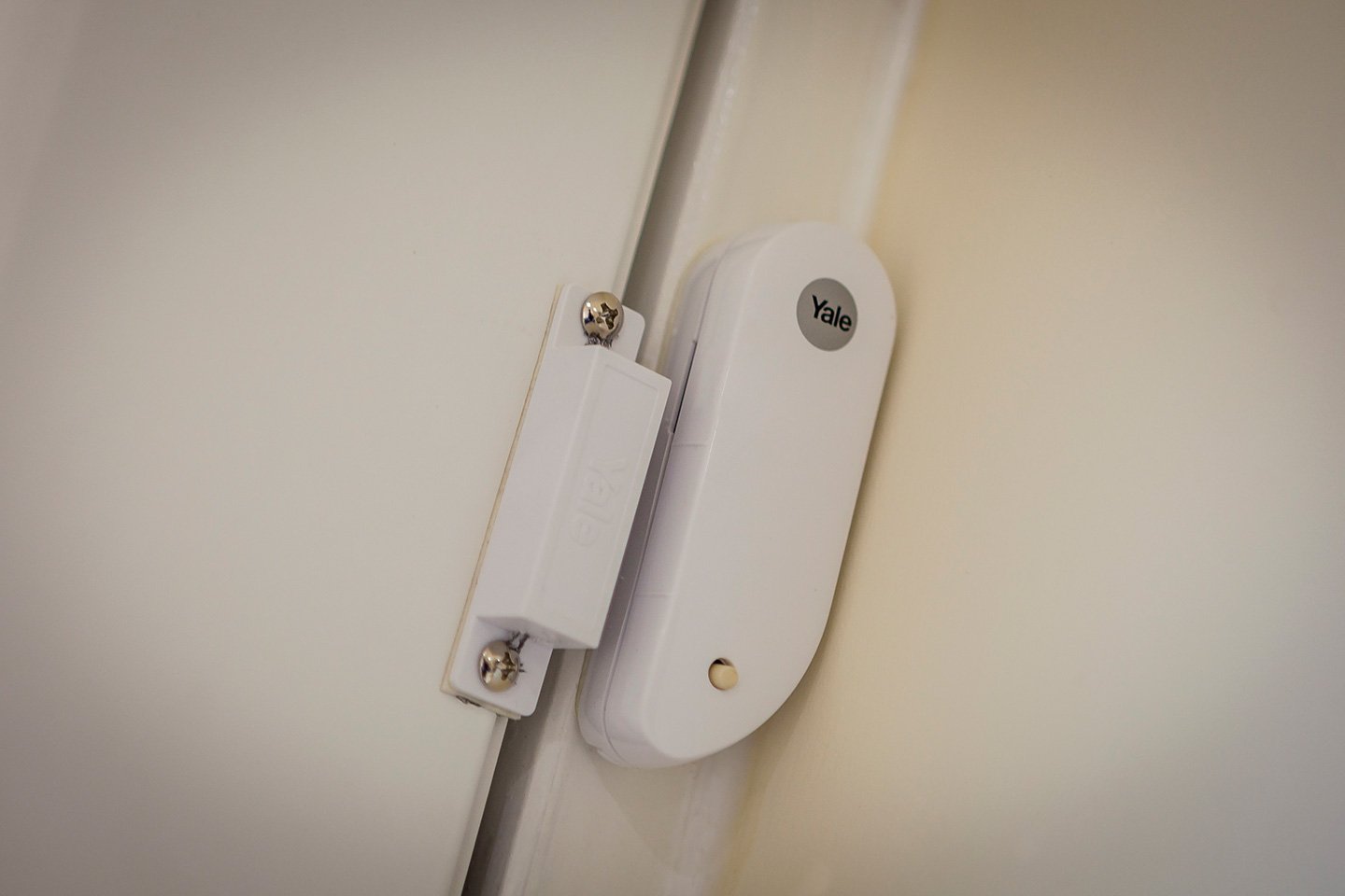 Yale døralarm, registrerer om døren åpnes
