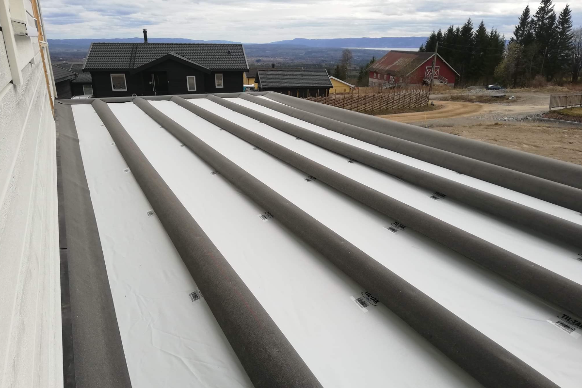 Til-Tak artikkel_duk.png