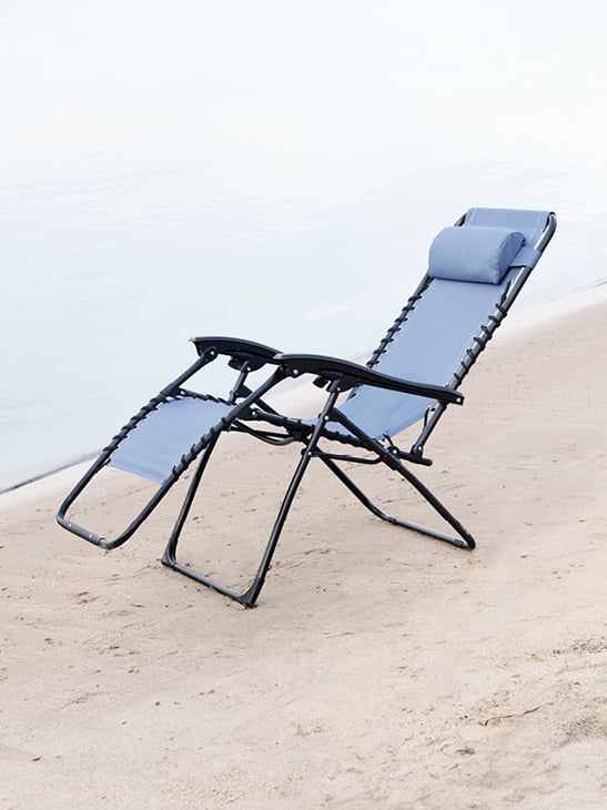 Bohem Baden stol i blå på en strand