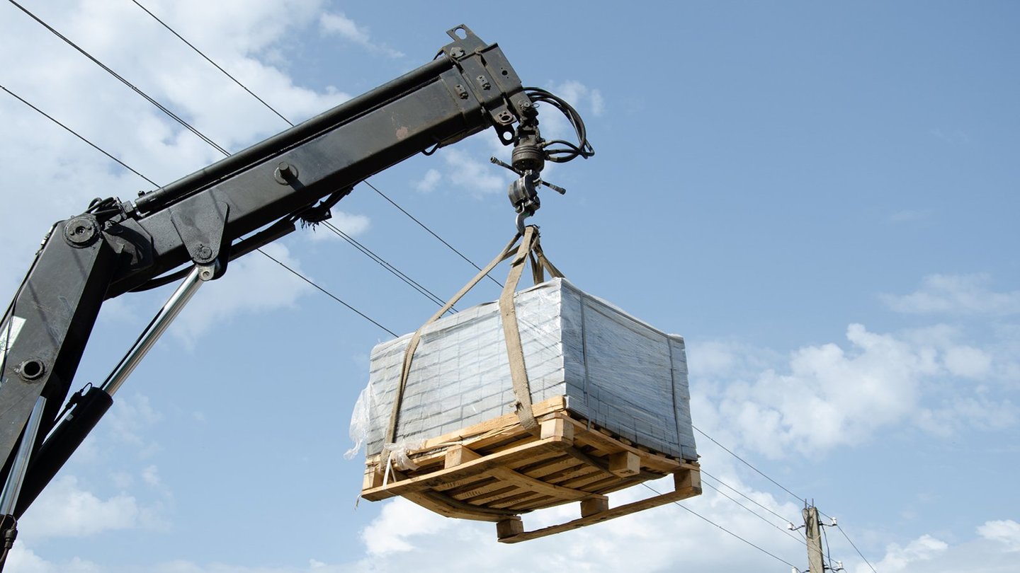 Hjemlevering med kranbil