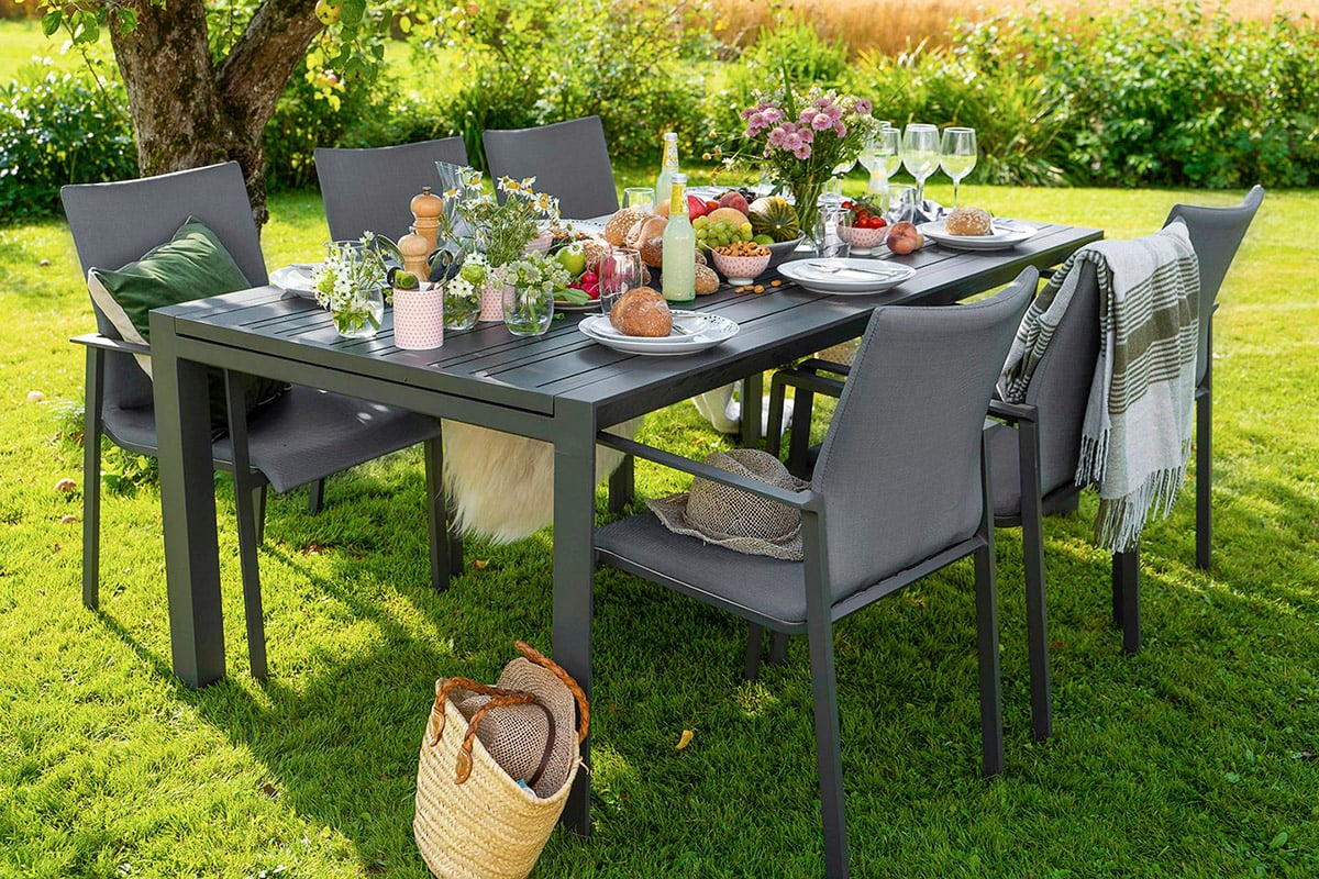 Askheim spisebord og krogstad stol.jpg