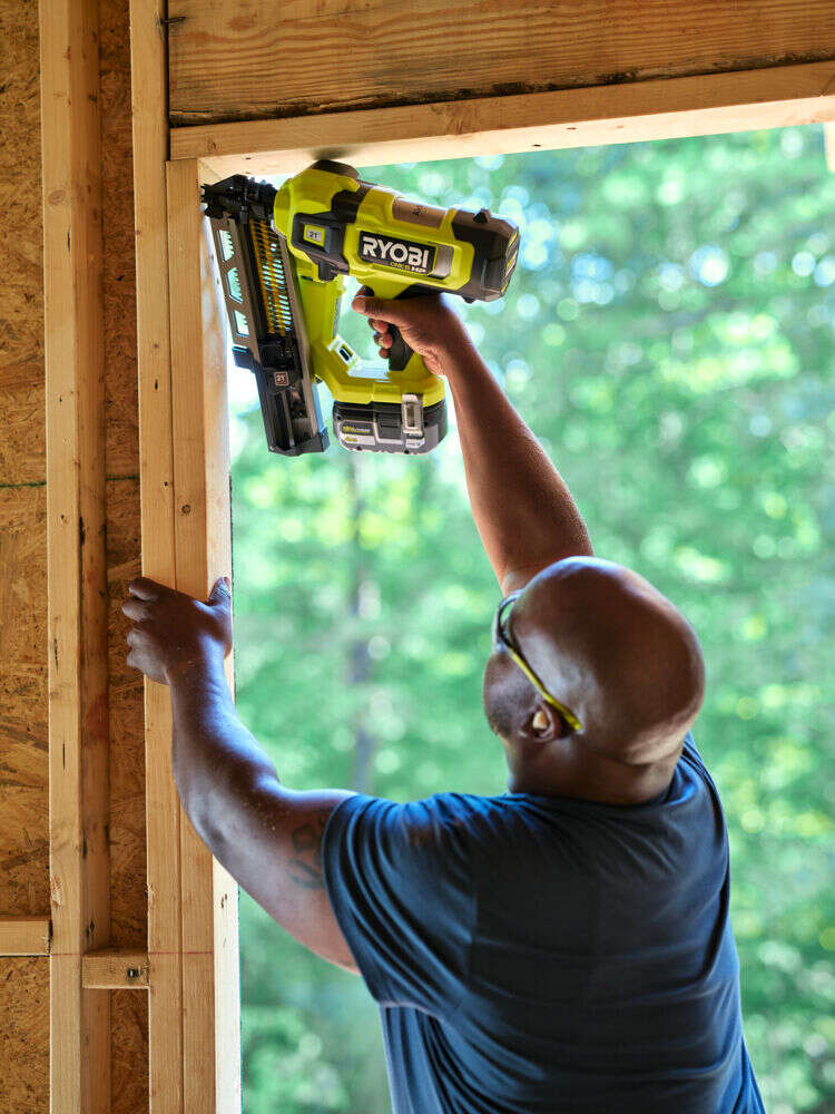 Ryobi ONE+ HP RFN1834X-0 spikerpistol u/batteri