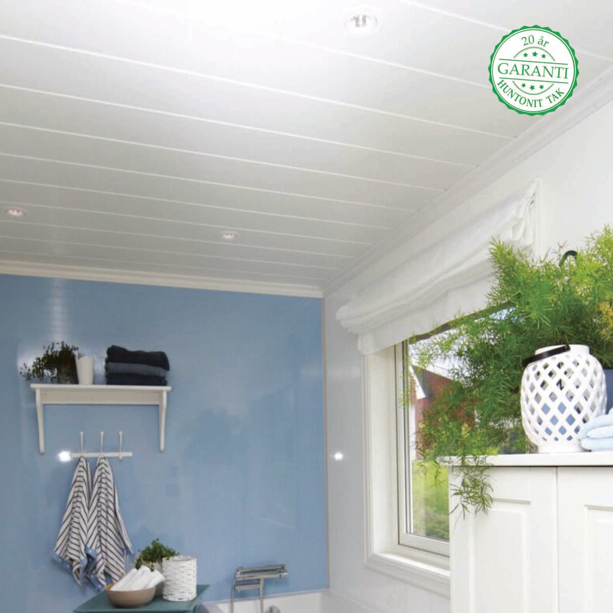 Huntonit 142x2420 panelbord skygge hvit