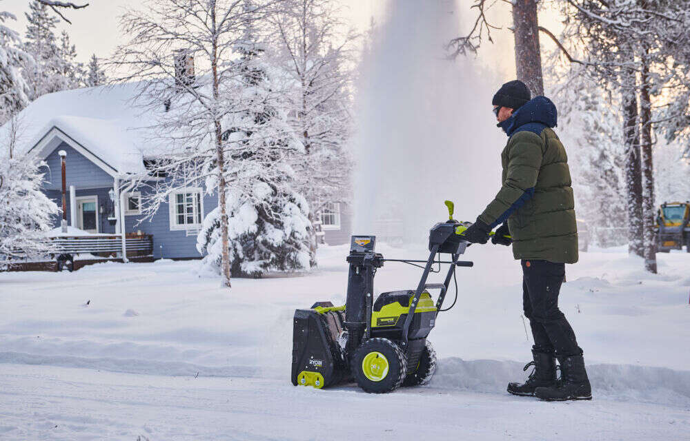 Ryobi Max Power RY36STX56A-250 snøfreser m/2 batterier