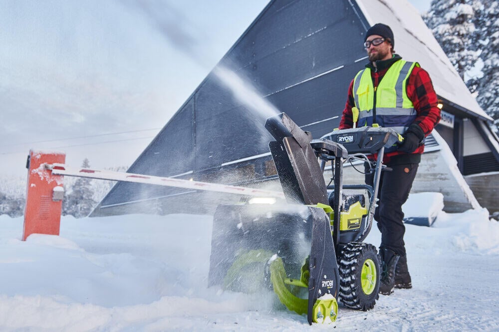 Ryobi RY36STX56A-250 snøfreser m/2x5.0Ah batteri