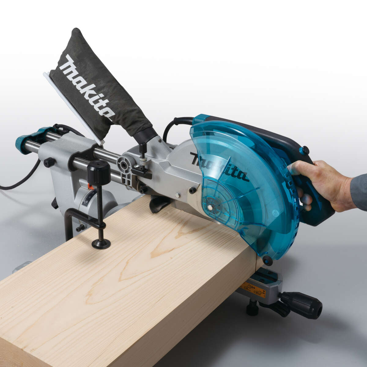 Makita LS1110F kapp- og gjærsag
