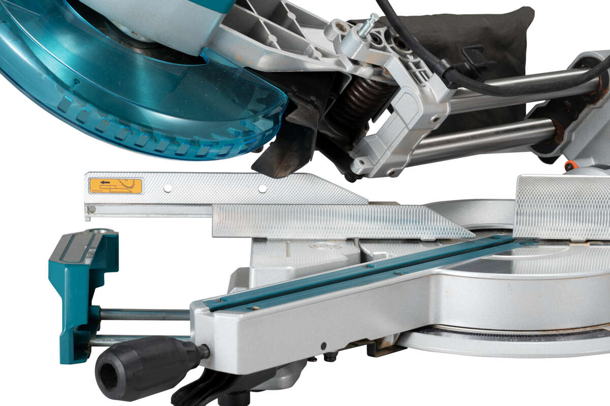 Makita LS1110F kapp- og gjærsag