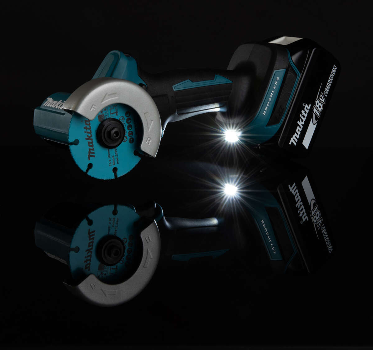 Makita DMC300 LXT® multikappmaskin