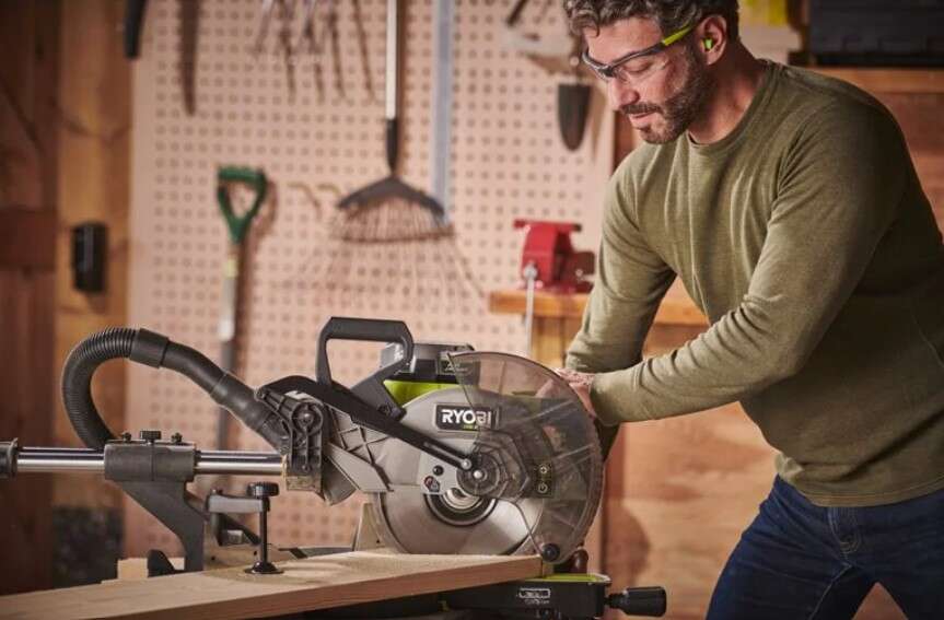 Ryobi RMS18254X-0 kapp og gjærsag u/ batteri