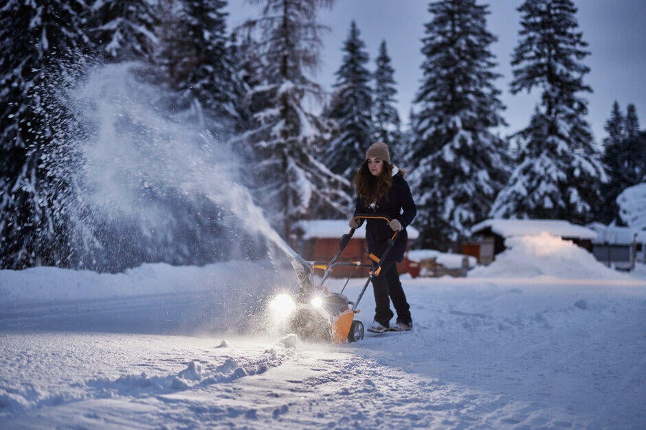 Stiga ST 700e snøfreser m/7.5 Ah batteri og lader