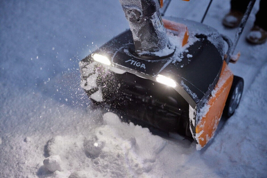 Stiga ST 700e snøfreser m/7.5 Ah batteri og lader