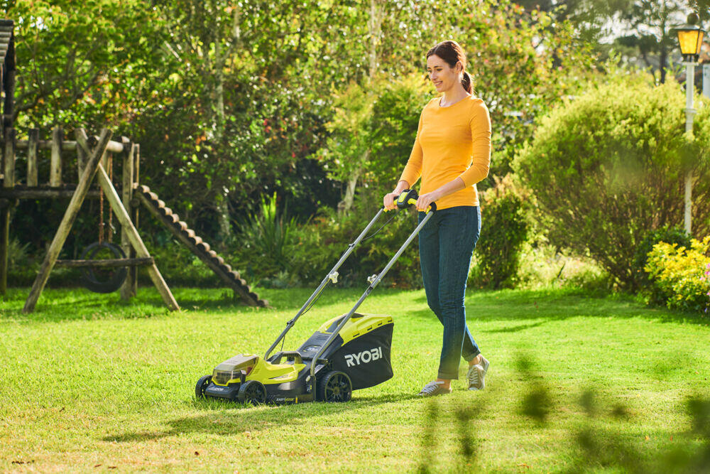Ryobi 18V ONE+ hagekit med 3 verktøy m/batteri