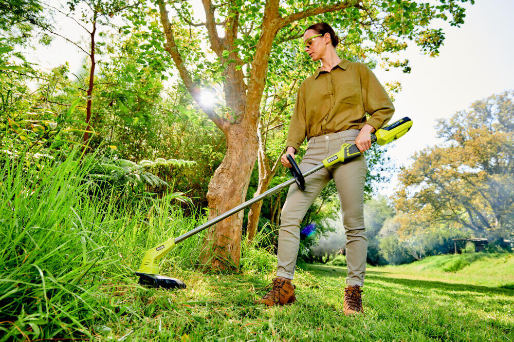 Ryobi RY36LT33A gresstrimmer m/batteri og lader