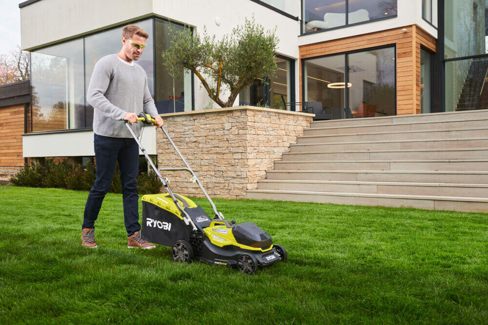 Ryobi RY18LM37A-150 batteridrevet gressklipper m/batteri