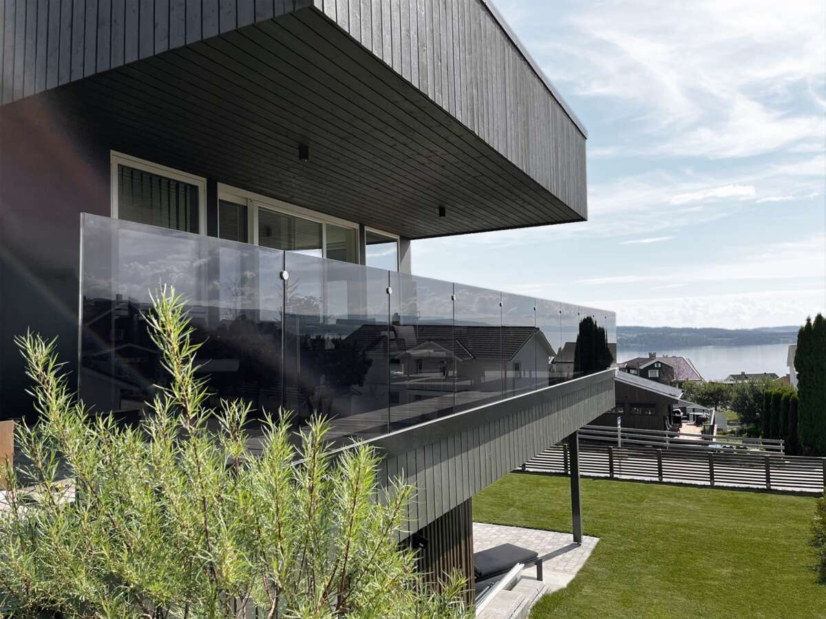 IDT Pure bunnprofil sidemontert utvendig hjørne