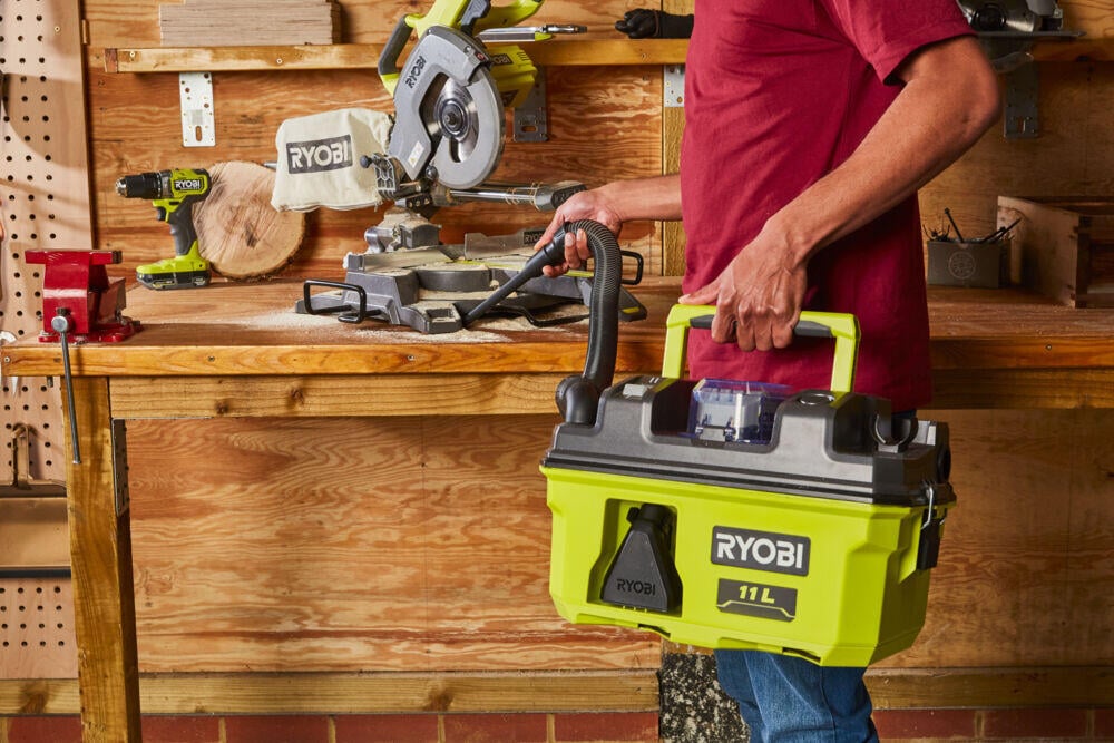 Ryobi RV1811-0 våt- og tørrstøvsuger 18V u/batteri