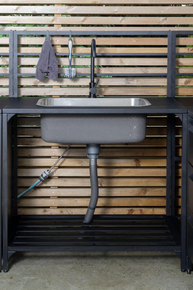 FCC utekjøkken modul 5 hylleseksjon m/vask og kran