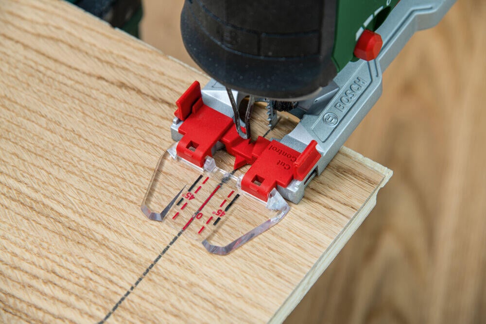 Bosch AdvancedSaw 18V-140 stikksag u/batteri og lader