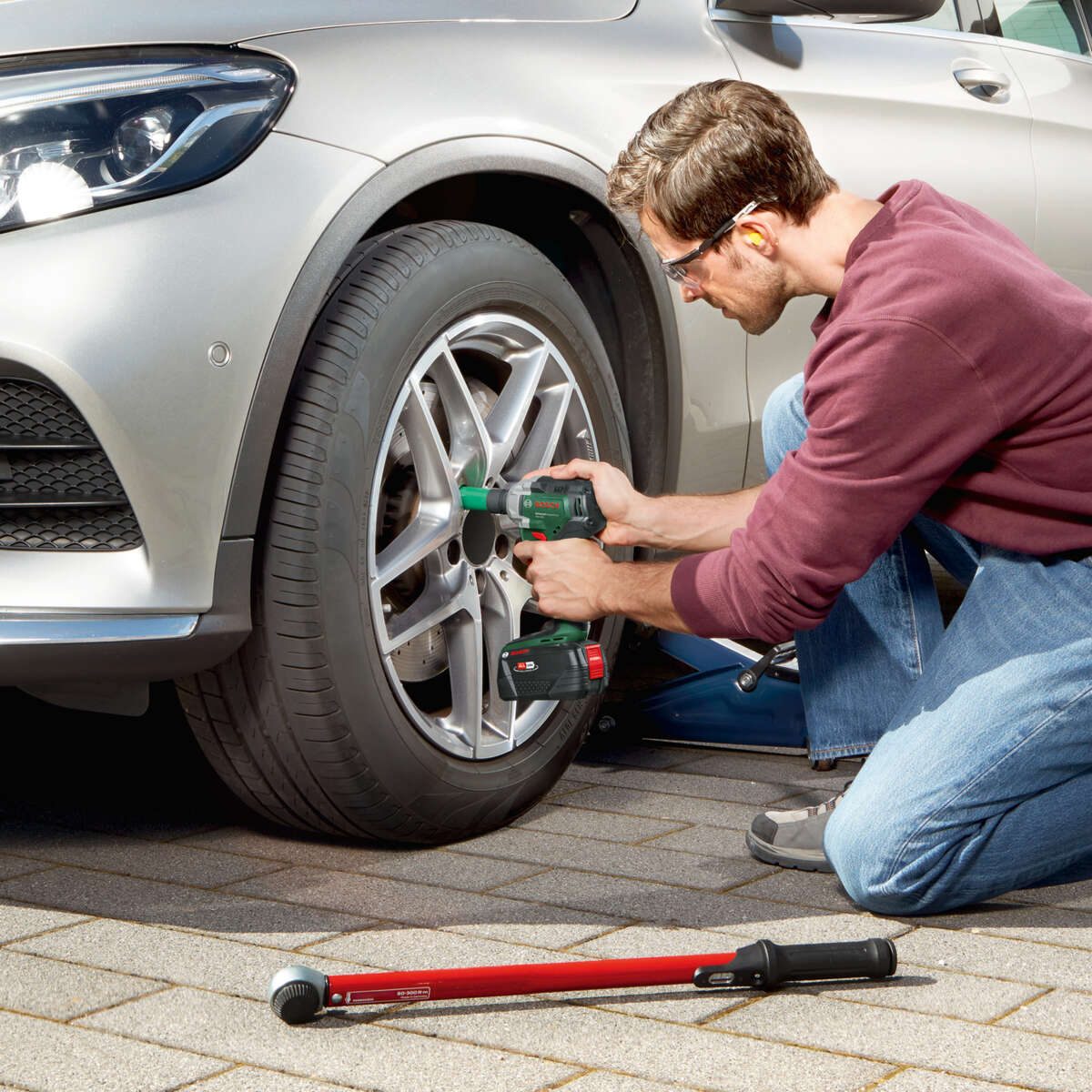 Bosch UniversalImpactDrive 18V-350 muttertrekker u/batteri