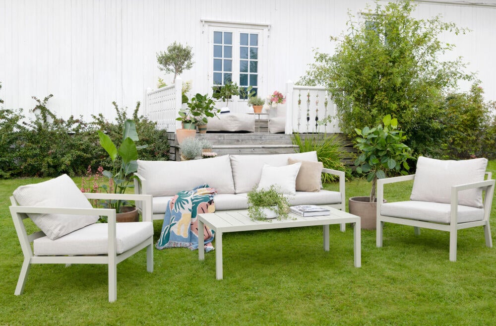 Røst sofagruppe kalk og rutet beige vanntette putetrekk