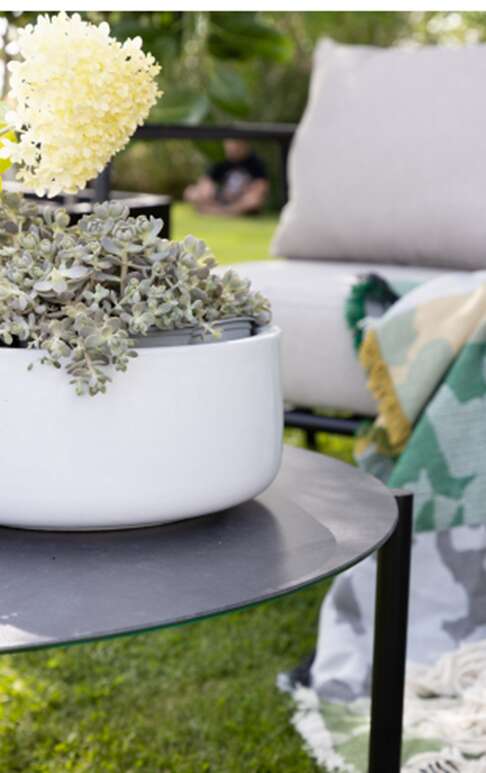 Brevik sofagruppe sort og beige putetrekk