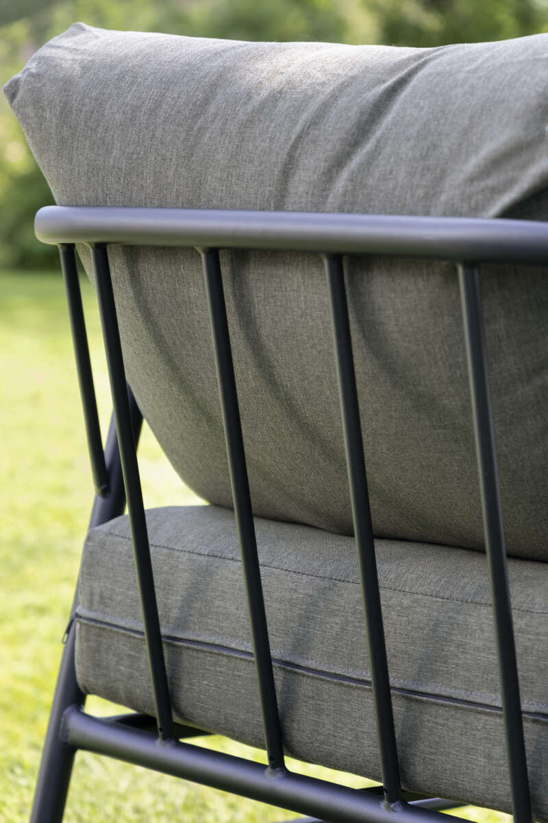 Brevik hjørnegruppe sort og mose putetrekk