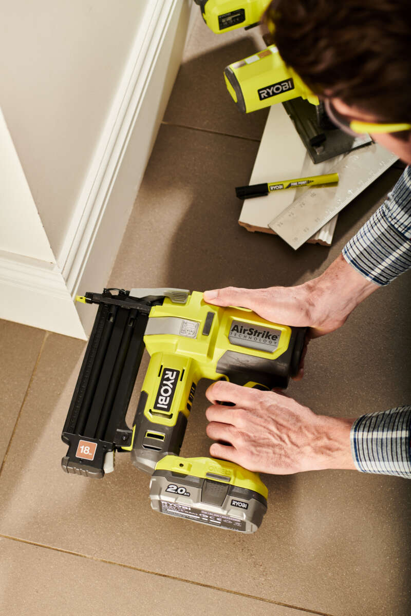 Ryobi R18GN18-120S dykkertpistol m/batteri og dykkert