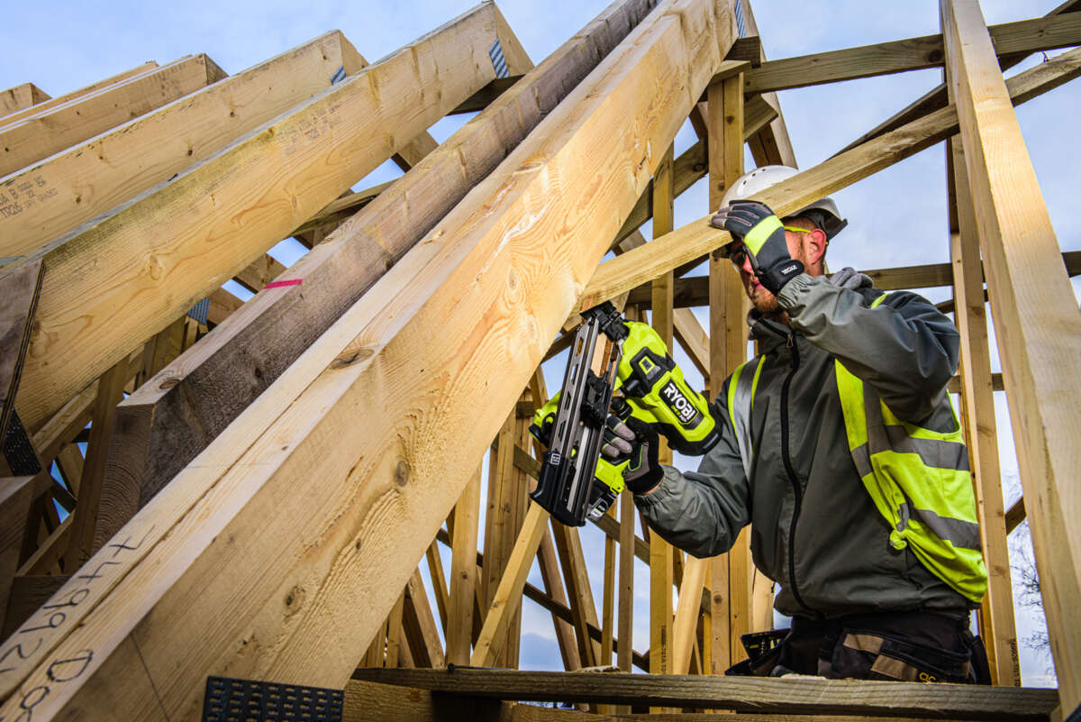 Ryobi ONE+ HP RFN1834X-0 spikerpistol u/batteri