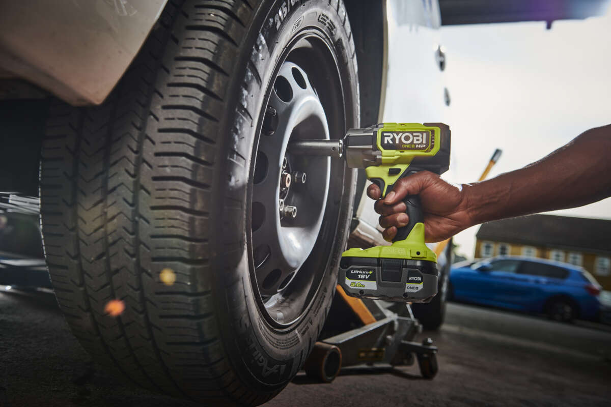 Ryobi ONE+ HP RIW18X-0 muttertrekker u/batteri