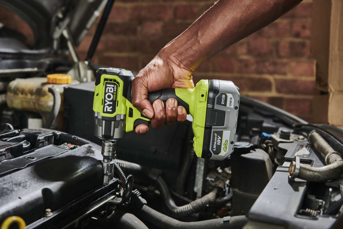 Ryobi ONE+ HP RIW18C-0 muttertrekker u/batteri