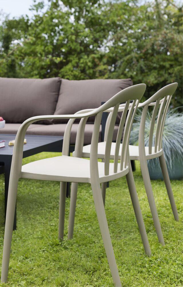 Røst sofagruppe sort og brune vanntette putetrekk