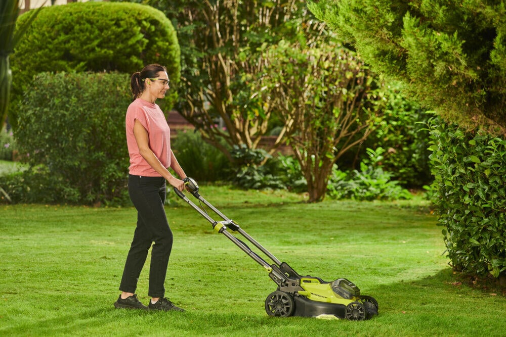 Ryobi RY18LMX40C-150 børsteløs ONE+ gressklipper m/batteri