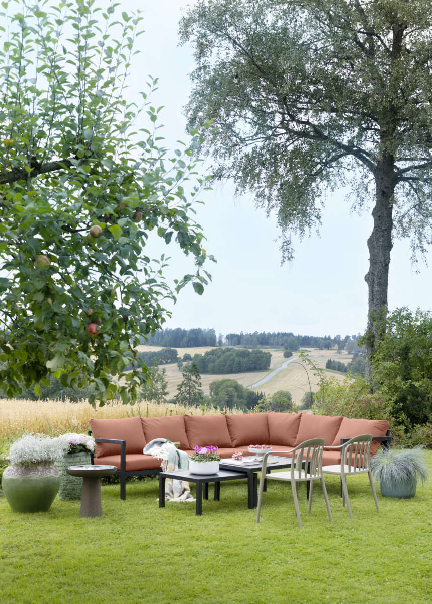 Røst hjørnegruppe sort og rust vanntette putetrekk