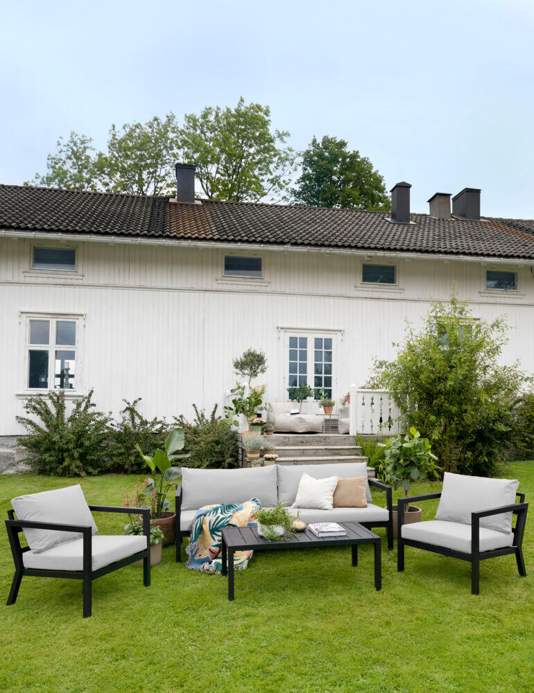 Røst sofagruppe sort og lys grå impregnerte putetrekk