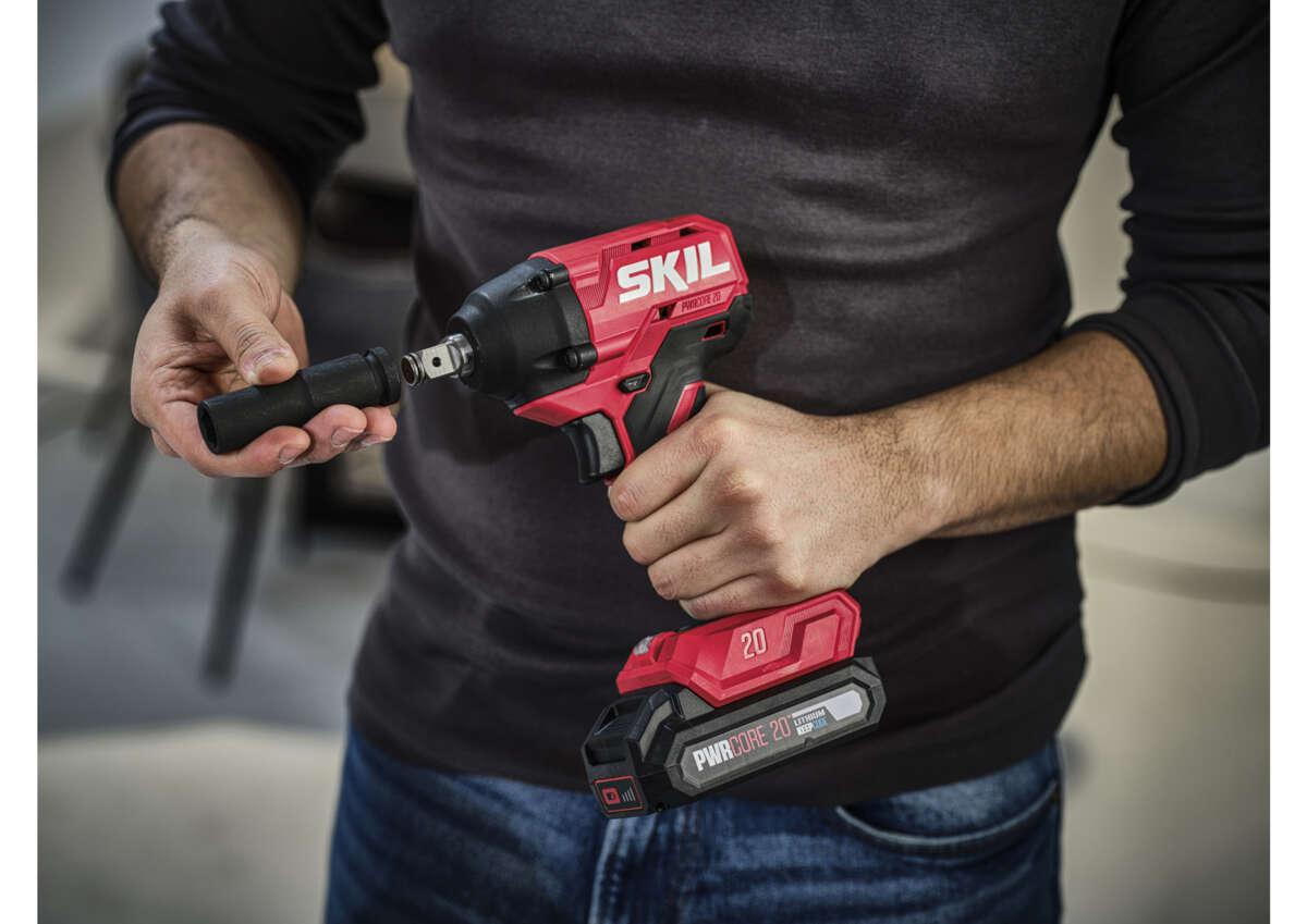 Skil 3360 DA børsteløs trådløs muttertrekker og luftkompressor, kombisett m/batteri