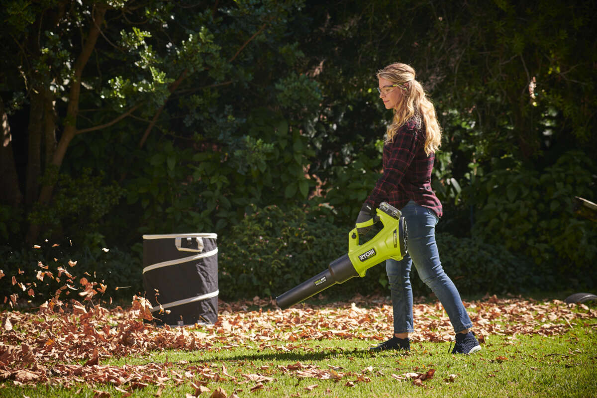 Ryobi ONE+ HP RY18BLXD Whisper løvblåser u/batteri