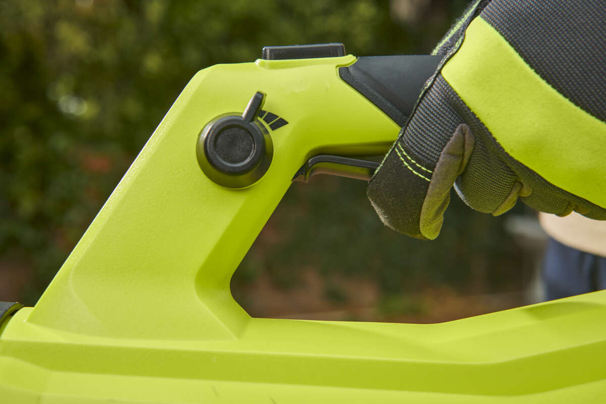 Ryobi ONE+ HP RY18BLXD Whisper løvblåser u/batteri