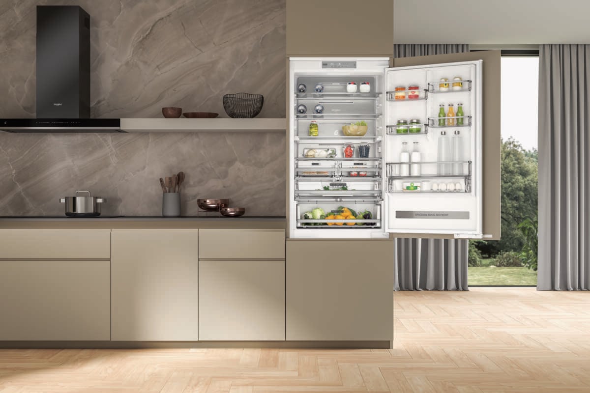 Whirlpool WHKH1361XP4E kombiskap