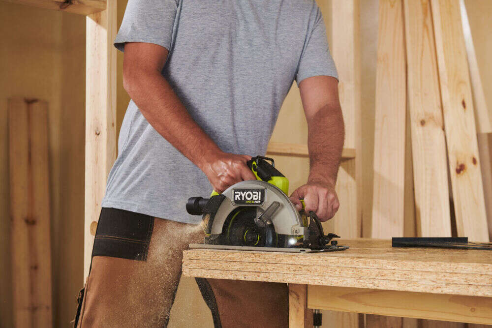 Ryobi ONE+™ HP RCS18X1-0 sirkelsag u/batteri