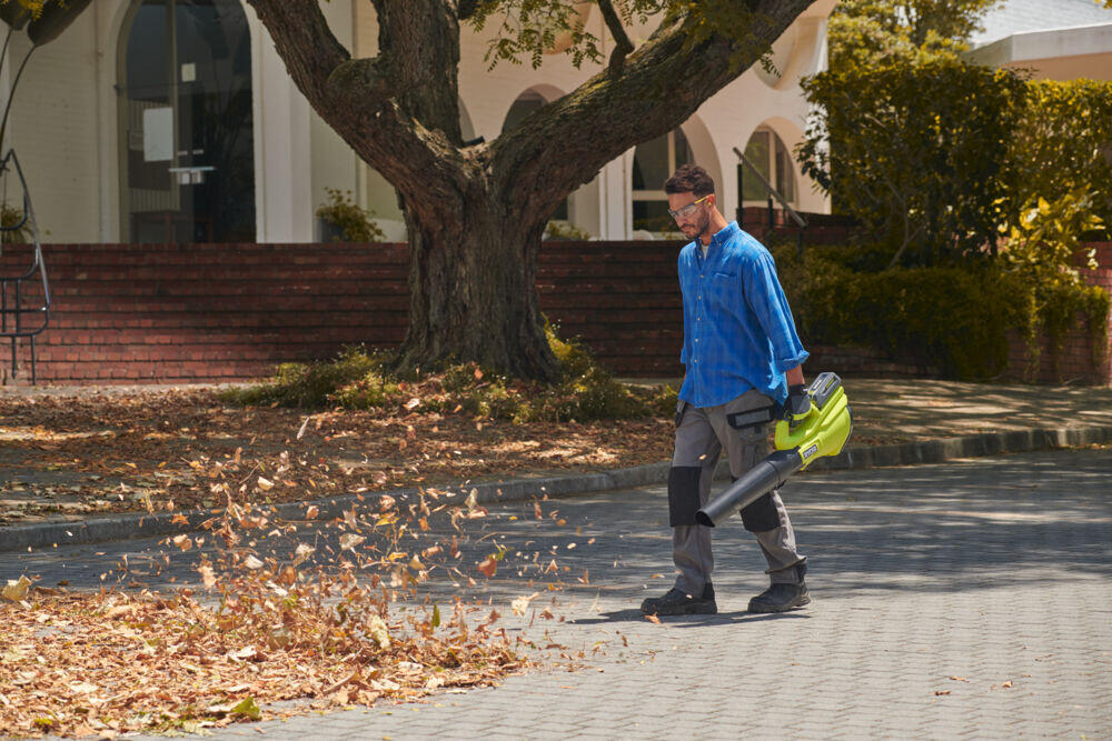 Ryobi RY36BLB-120 Max Power løvblåser m/batteri