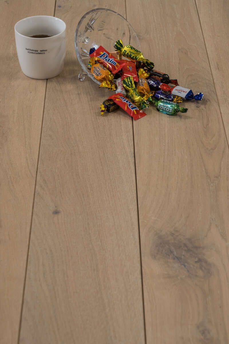 Moelven Arctic Rustic børstet eik heltregulv 20x147