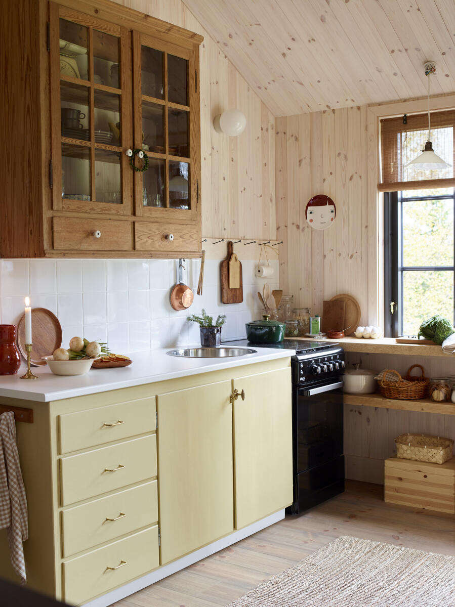 Moelven Kongle børstet furu heltregulv 20x117x2200