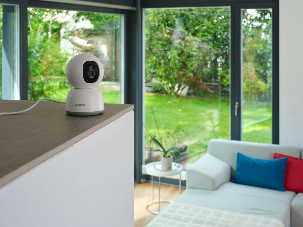 OSRAM Smart+ WiFi 360 innendørs sikkerhetskamera