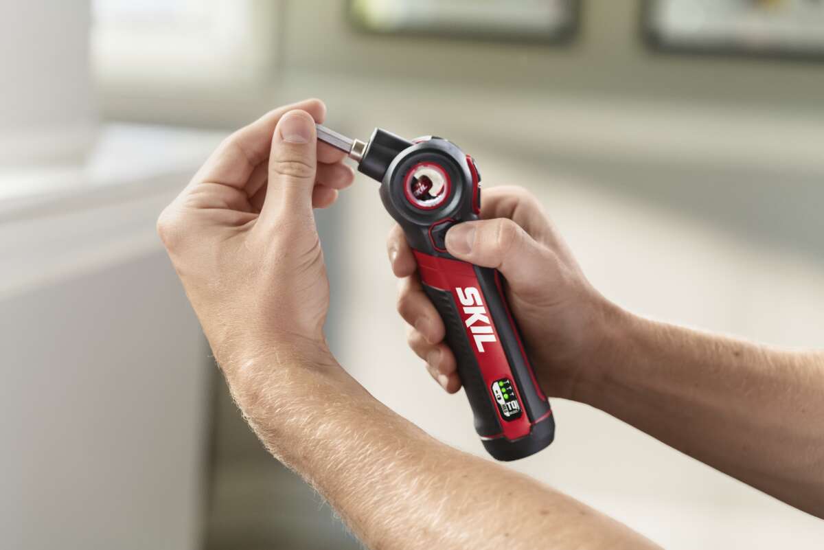 Skil 2714 skrutrekker m/batteri