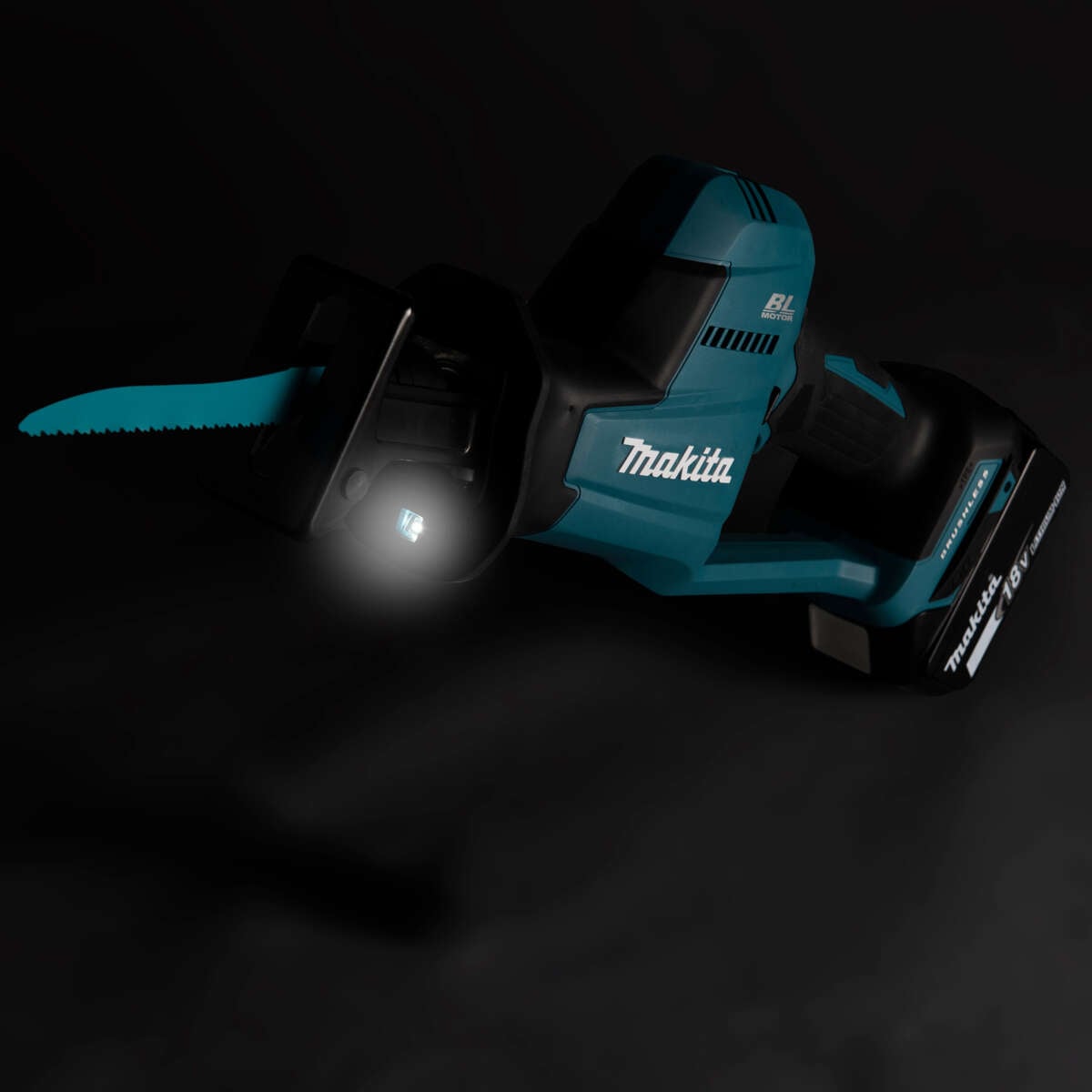 Makita bajonettsag 18V u/batteri