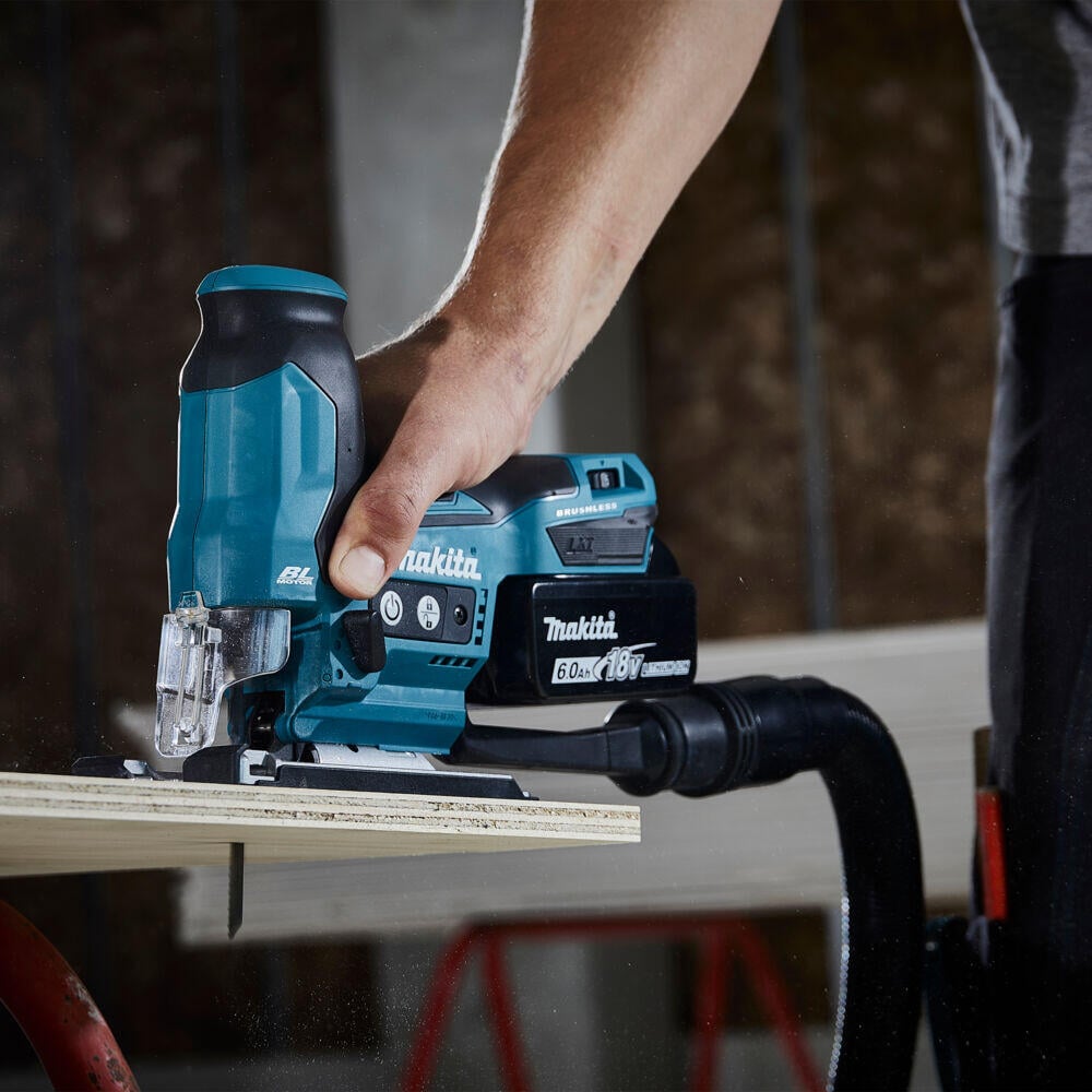 Makita stikksag 18V u/batteri