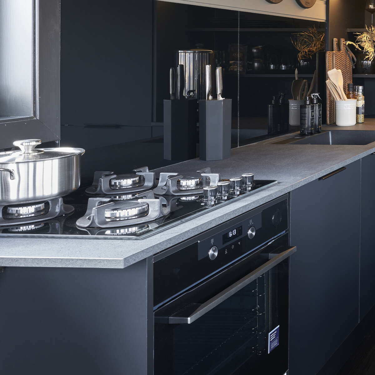 Sunwind Chef sort gasstopp