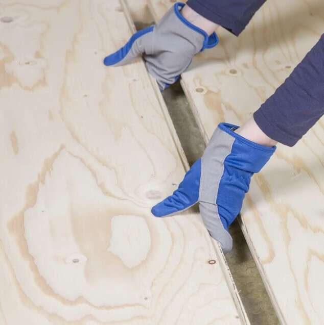 Forestia 21x2400x1220 gran TG2 III/III kryssfiner